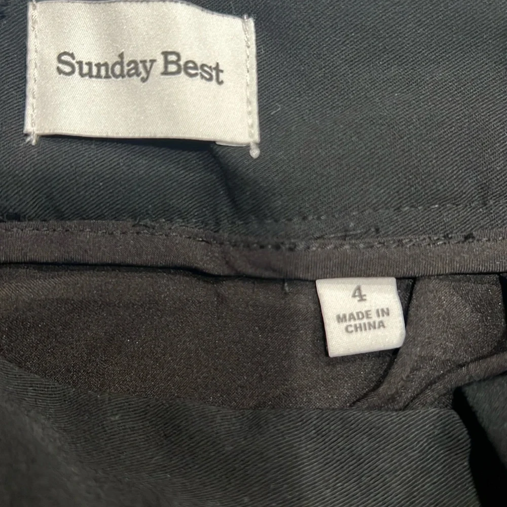 ARITZIA - Sunday Best - Black Olive Micro Pleated High-Waist mini Skirt - Size 4 - Picture 12 of 16